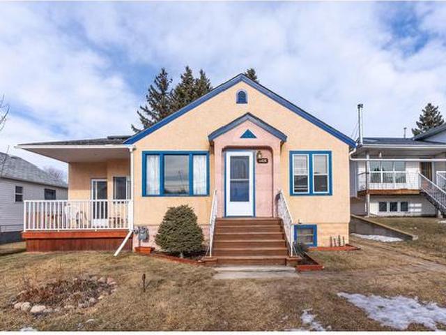 House for sale in Rolly View, Alberta