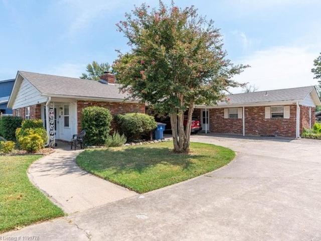House for sale in Ark