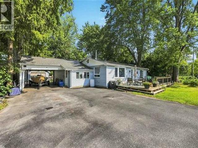 House for sale in St. Clair, Ontario