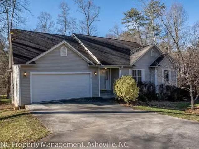 House for rent in Hendersonville, North Carolina