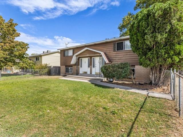 House for sale in West Valley City, Salt Lake County