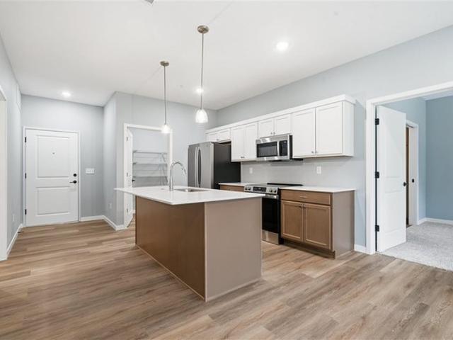 Condo for sale in Iowa City, Johnson County
