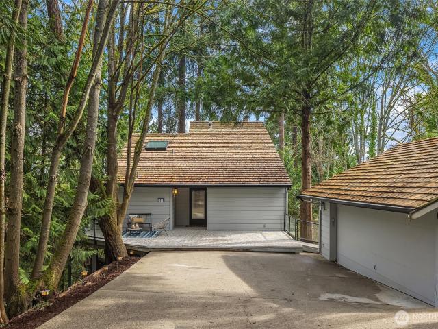 House for sale in Mercer Island, Washington
