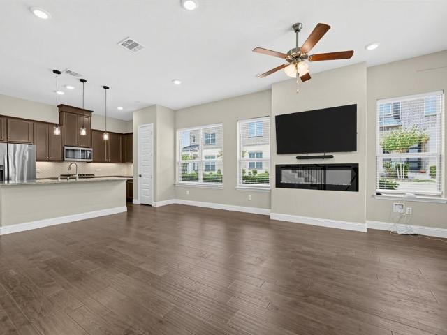 Townhouse for sale in Denton, Texas