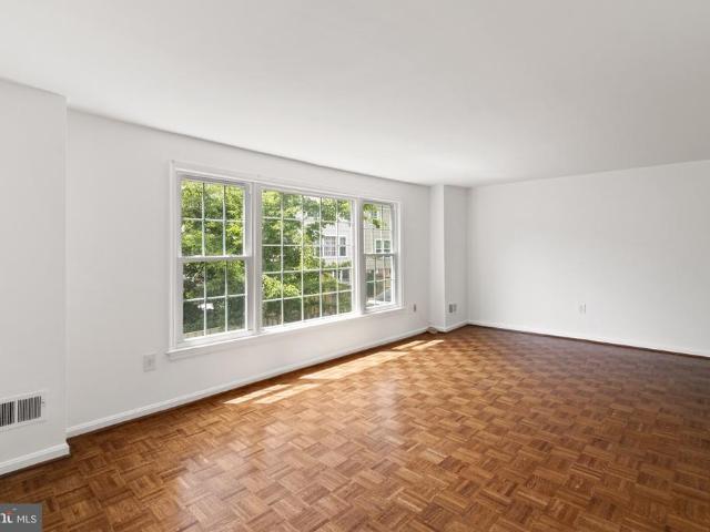 Townhouse for sale in Virginia