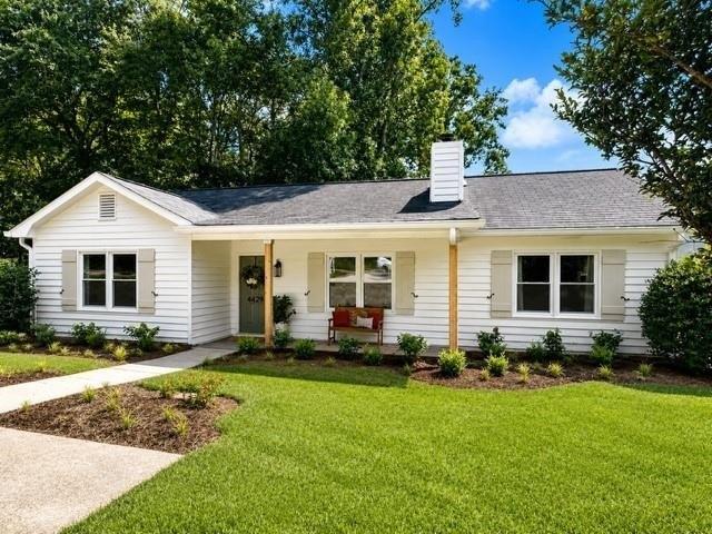 House for sale in Flowery Branch, Georgia