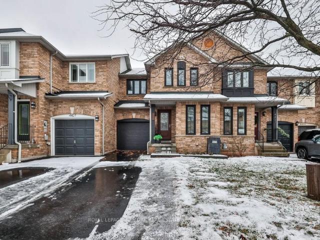 Townhouse for sale in Woburn, Ontario