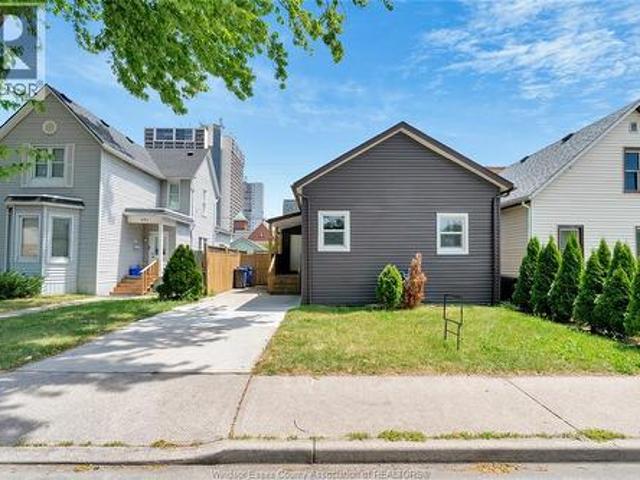 House for sale in City Centre, Windsor