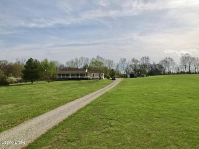 House for sale in Shepherdsville, Kentucky