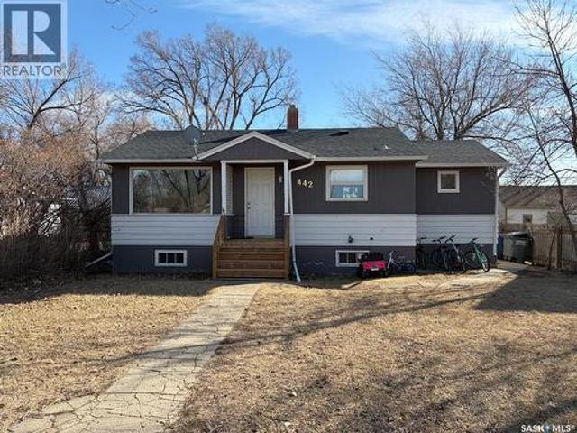House for sale in Eastend, Saskatchewan