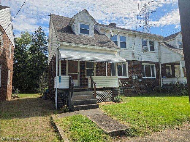 House for sale in Overlook Plat, Struthers