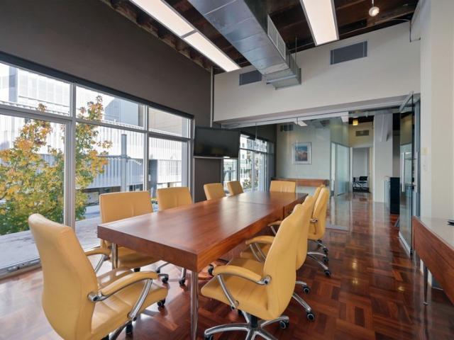 Office for rent in Cockburn, Western Australia