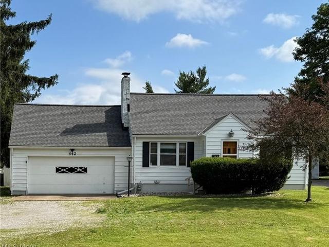 House for sale in Chardon, Ohio