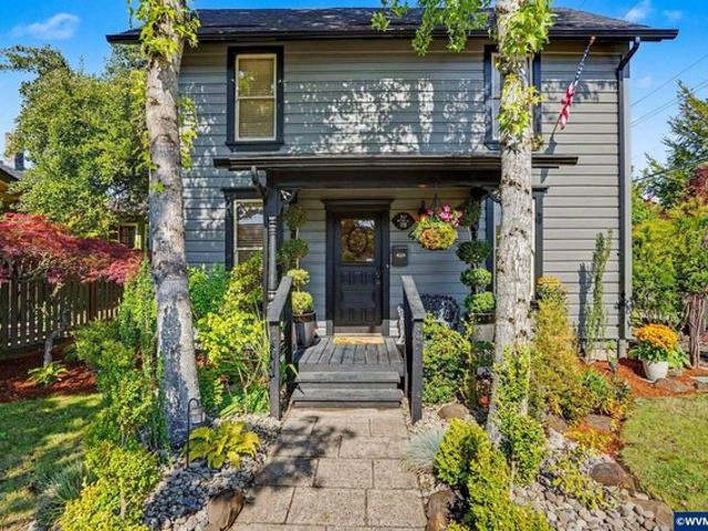 House for sale in Oregonia