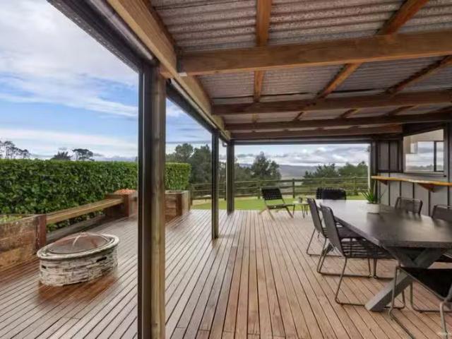 House for sale in Awhitu