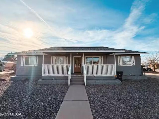 House for sale in Safford