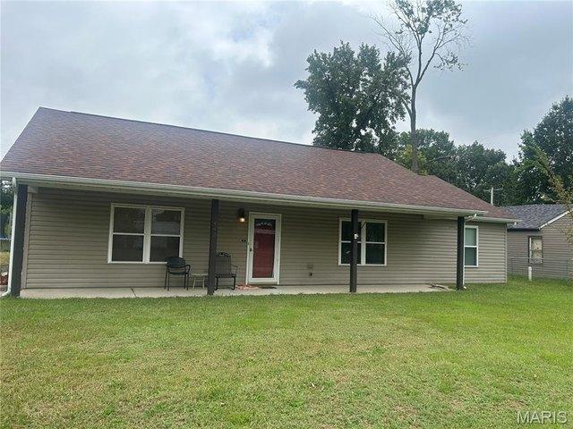 House for sale in Roxana, Illinois