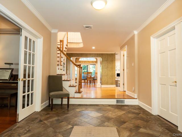 House for sale in Dix Hills, Town of Huntington