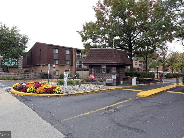 Condo for sale in Philadelphia, Pennsylvania