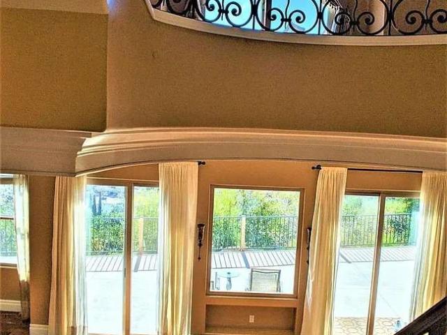 Property for sale in La Canada Flintridge, California
