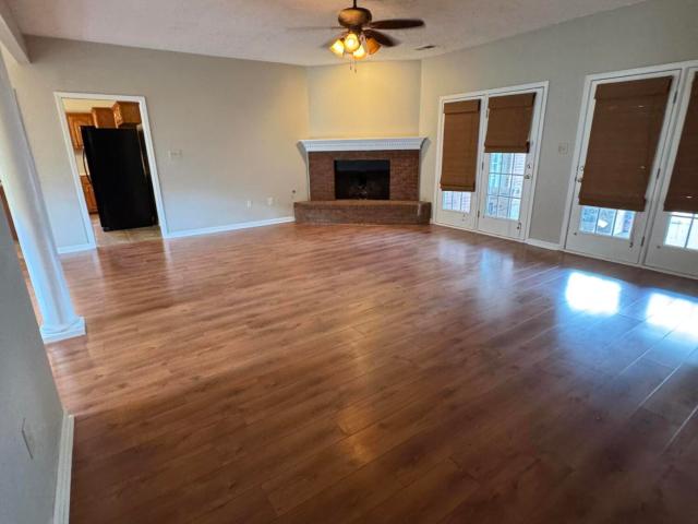 House for sale in Nesbit, Mississippi