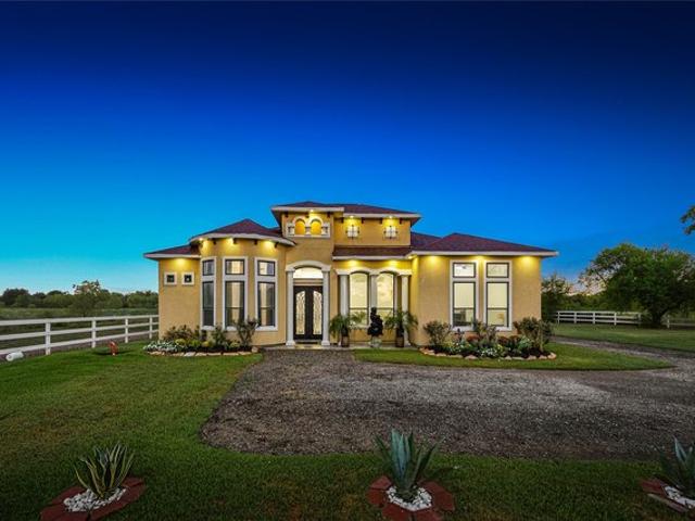 House for sale in Brookshire, Texas