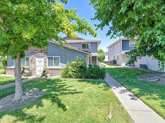 Condo for sale in Sacramento, California