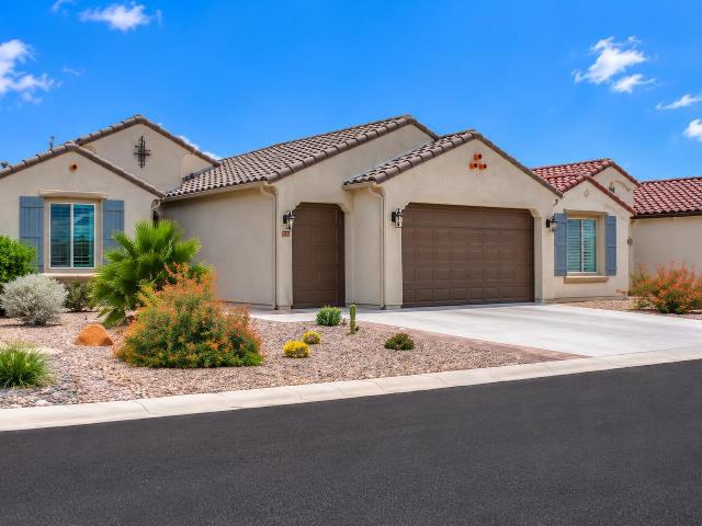 House for sale in Eloy, Pinal County