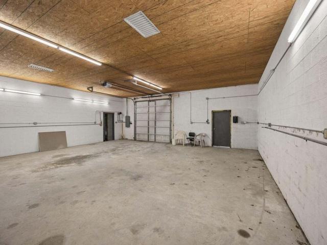 Farm for sale in New Harmony, Pikeville