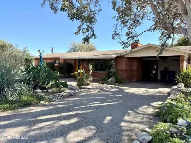 House for sale in Tucson