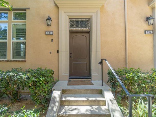 Townhouse for sale in Corona, California