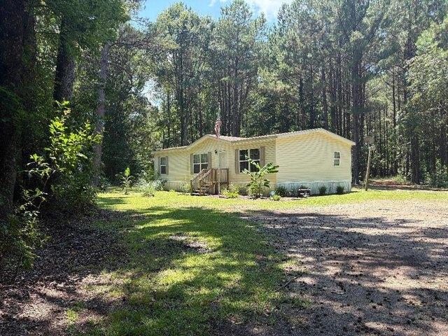 House for sale in Pinewood, South Carolina