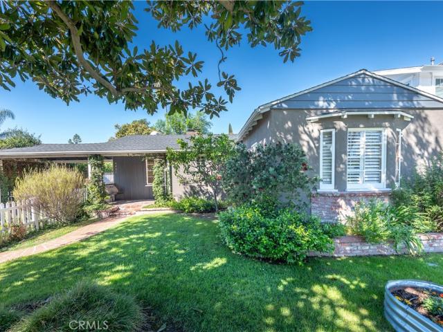 House for sale in Studio City Neighborhood Council District, Canoga Park
