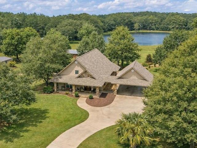 House for sale in Arlington, Georgia