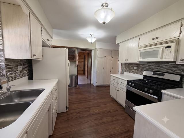 House for sale in Mchenry, Illinois