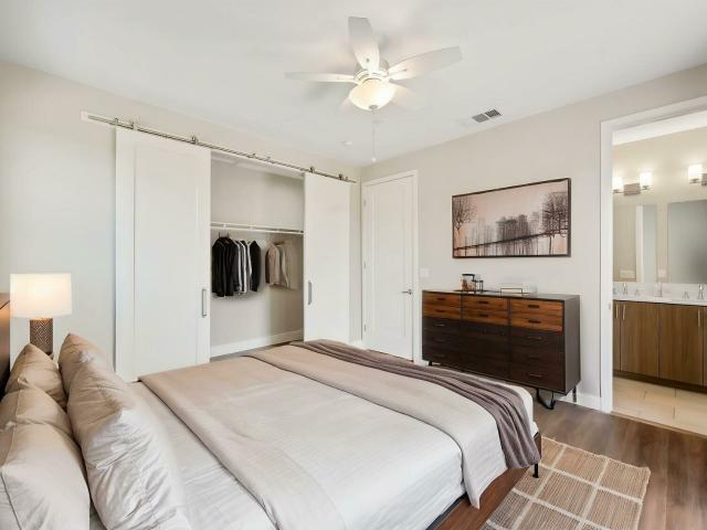Townhouse for rent in Calabasas