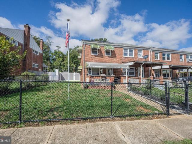 Townhouse for sale in Halethorpe, Maryland