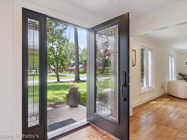 House for sale in Bloomfield Hills