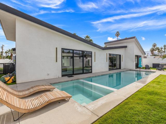 House for sale in Palm Desert, California