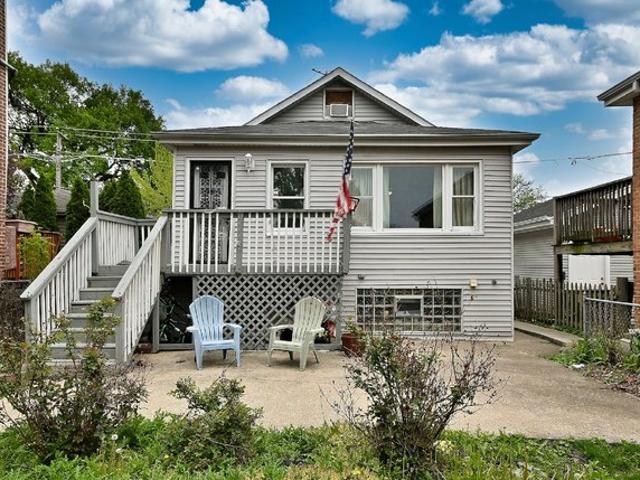 House for sale in Harwood Heights, Illinois