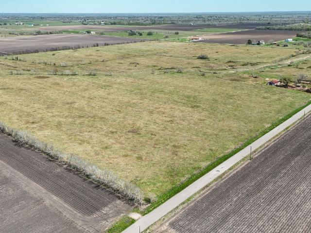 Land for sale in Damon, Texas