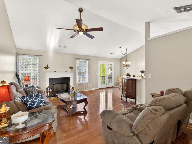 House for sale in Commerce, Georgia