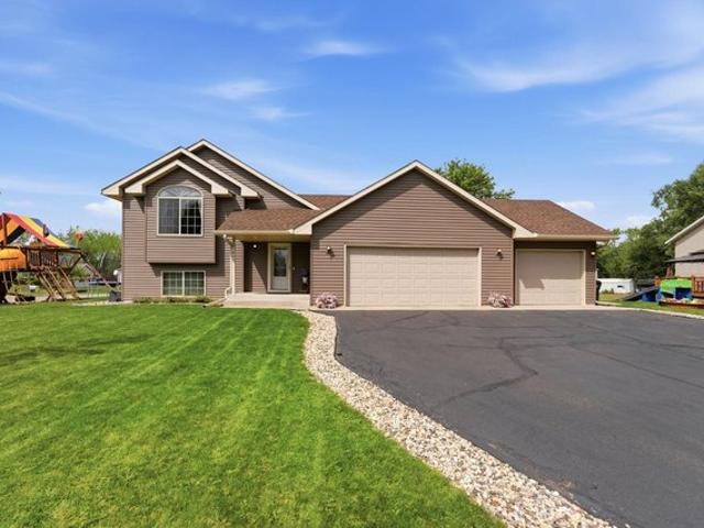 House for sale in Waite Park, Minnesota