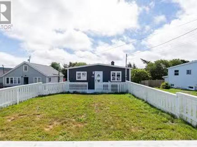 House for sale in Foxtrap, Newfoundland And Labrador