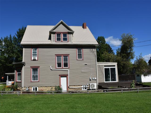 House for sale in Saegertown, Crawford County