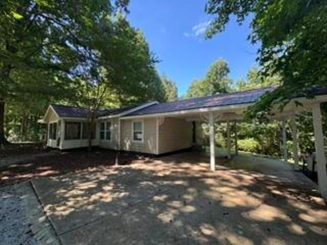 House for sale in Ringgold, Georgia