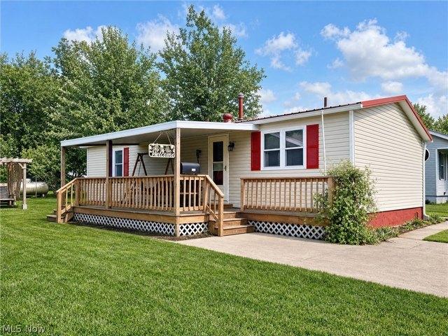 House for sale in Lagrange, Ohio