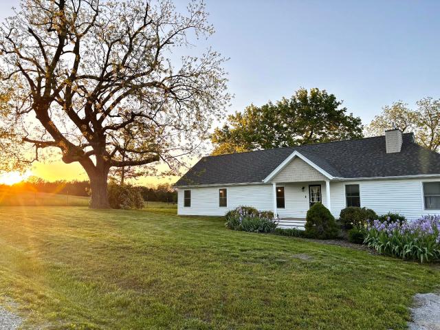 House for sale in Conway Springs