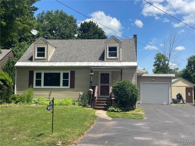 House for sale in Oneida, New York