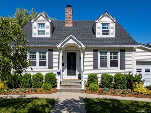House for sale in Pelham, New York